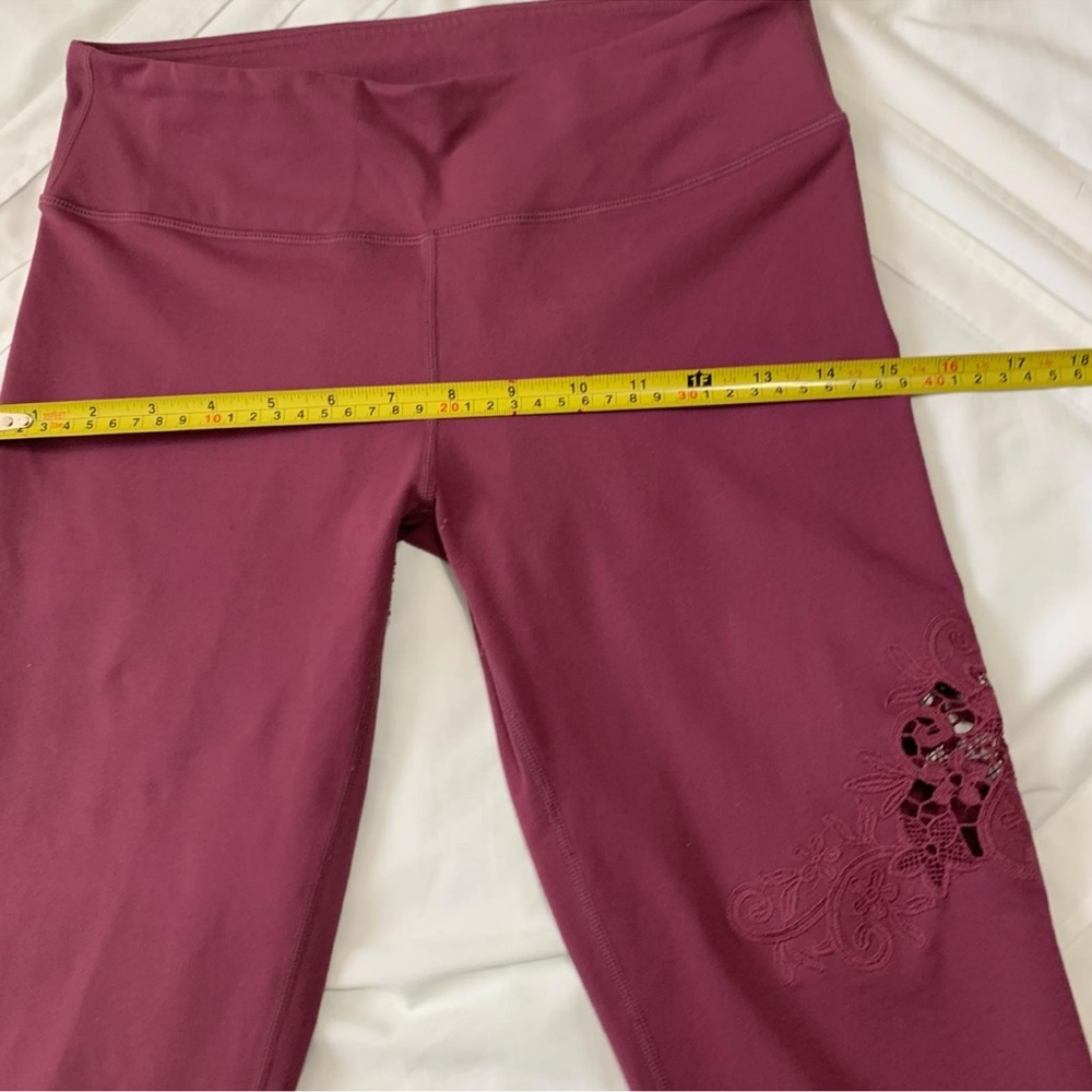 fabletics Rocio Leggings - Picture 13 of 14